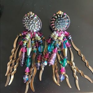 Vintage 1980s colorful clip-on dangle earrings.